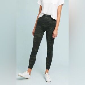 Spanx Green Camo Seamless Legging | XL